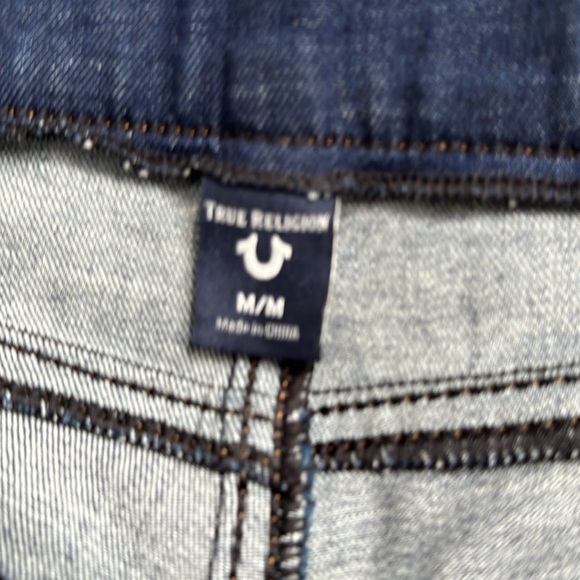 True Religion Women's Jennie Runway Legging
Skinny Jeans - Picture 5 of 9